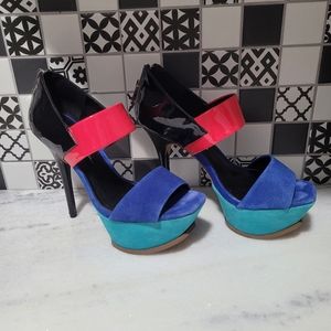 Jessica Simpson heels